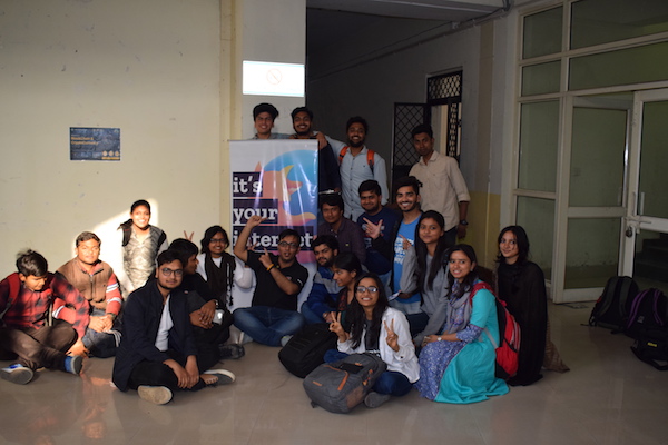 Curious & enthusiastic attendees at Mozilla AMU
